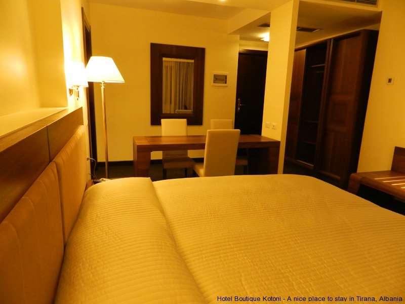 Boutique Hotel Kotoni Тирана Стая снимка