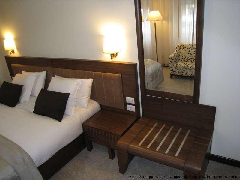 Boutique Hotel Kotoni Тирана Стая снимка