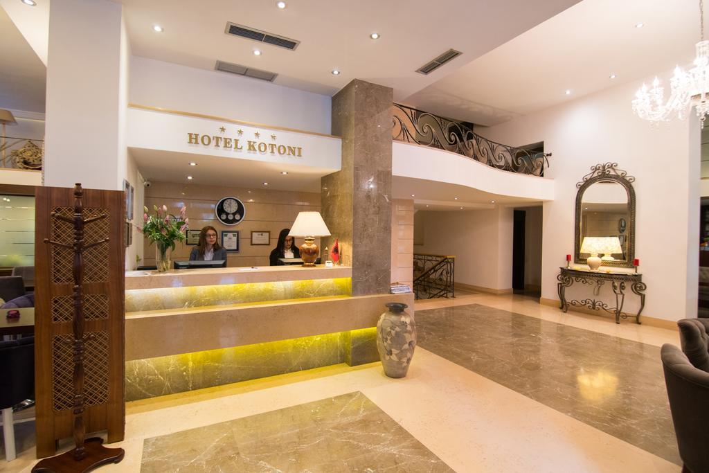 Boutique Hotel Kotoni Тирана Екстериор снимка