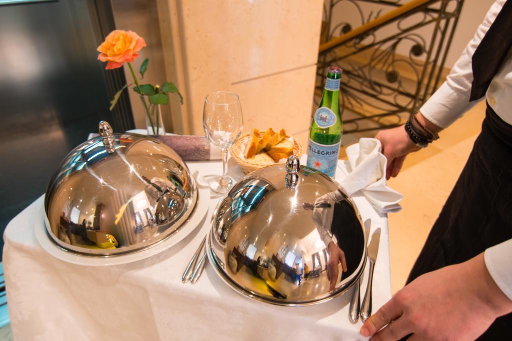 Boutique Hotel Kotoni Тирана Екстериор снимка