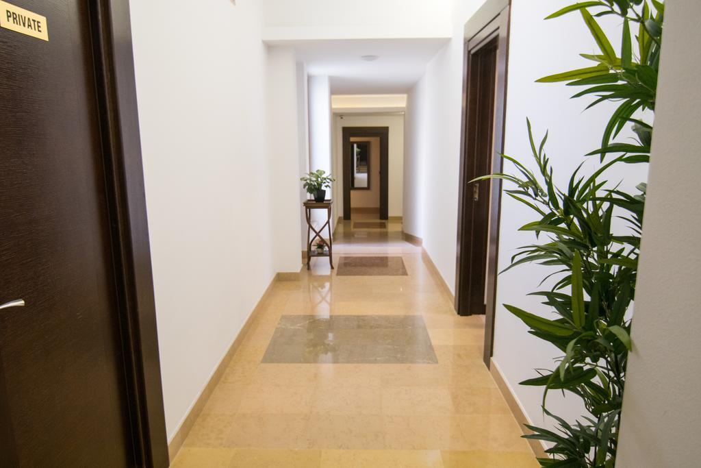 Boutique Hotel Kotoni Тирана Екстериор снимка