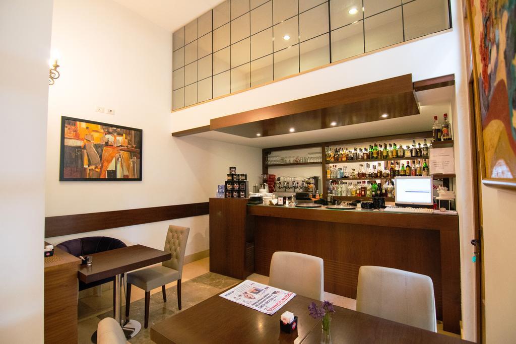Boutique Hotel Kotoni Тирана Екстериор снимка